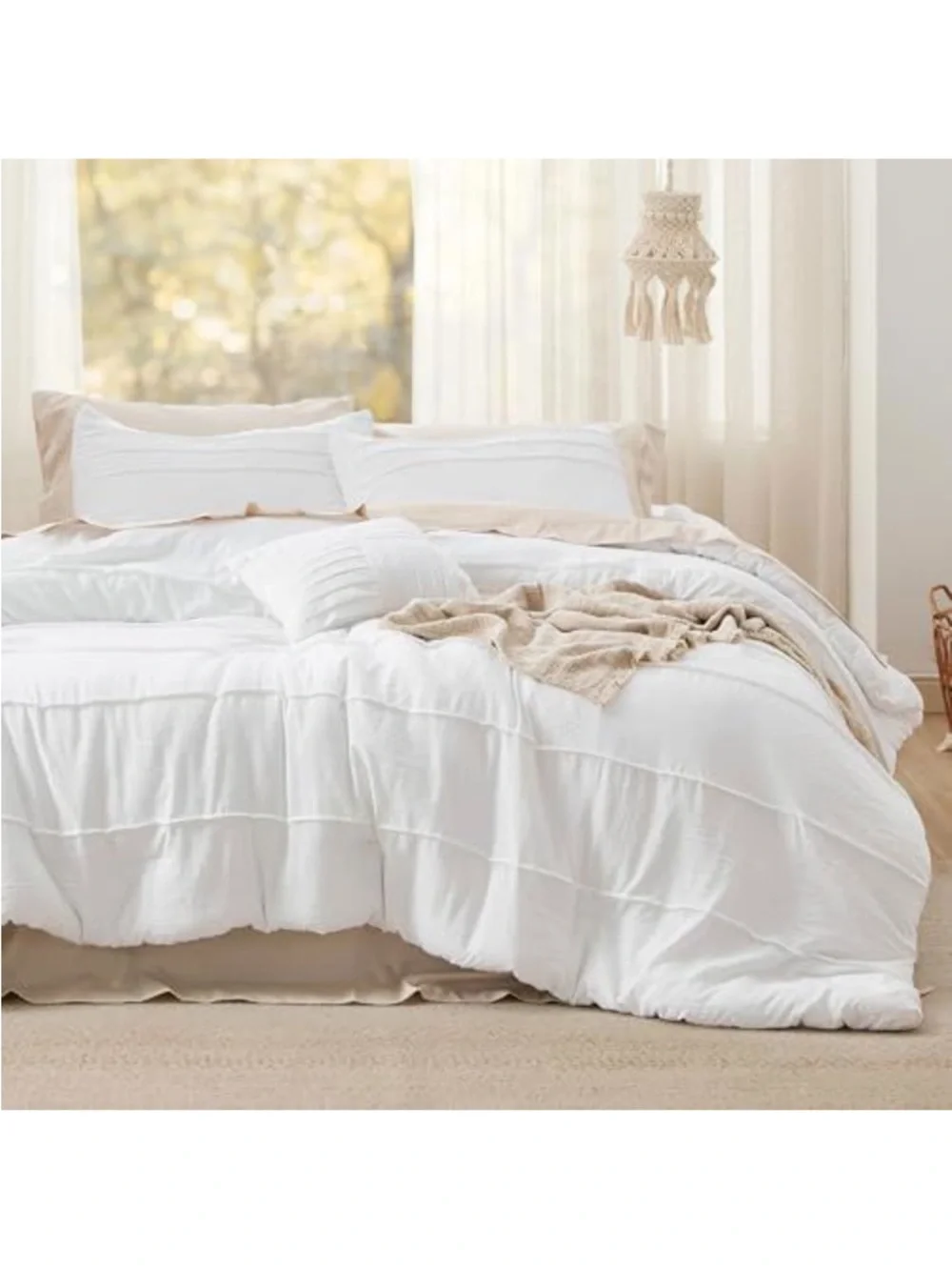 White Queen Comforter Set - 4 Piece Pinch Pleat